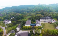 Taohuayuan Hotel - parcheggio