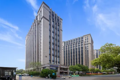 Hangzhou Baifu Hotel (Hangzhou East Railway Station)