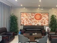 Pai Hotel (Pingshan Lushan railway station store) - Park Yeri