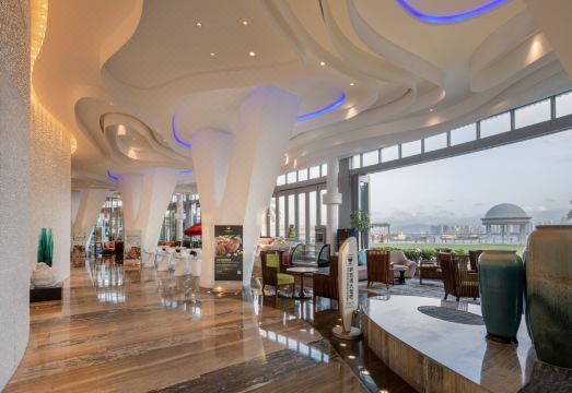 3. 피닉스 아일랜드..