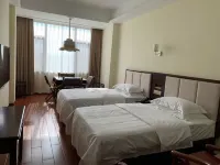 Dongli Chinese Inn (Changde Taohuayuan Scenic Area)