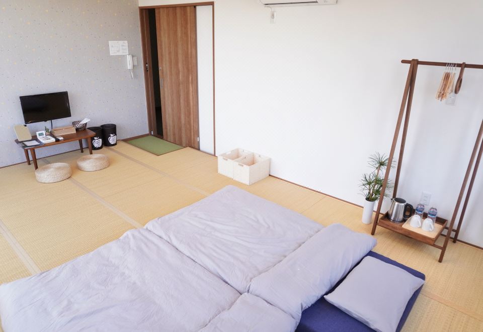 Japanese House Osaka Sennan Hotel 로비