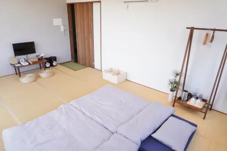Japanese House Osaka Sennan Hotel Отели в г. Мисаки