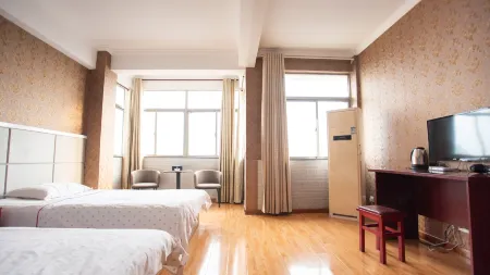 Taohuanyuan Hotel Отели в г. Цзунъян