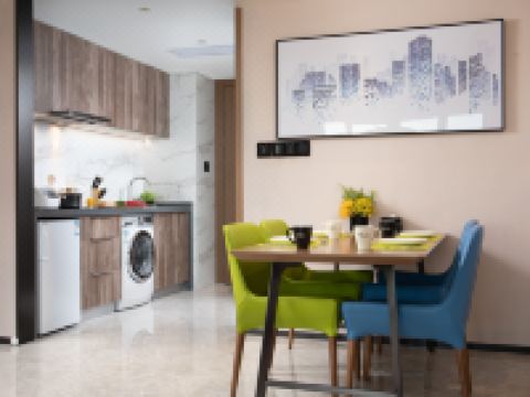 深圳福田红树林希尔顿欢朋公寓 - 海景豪华一房一厅套房