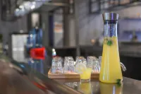 Gu Jing Junlai International Hotel - bar