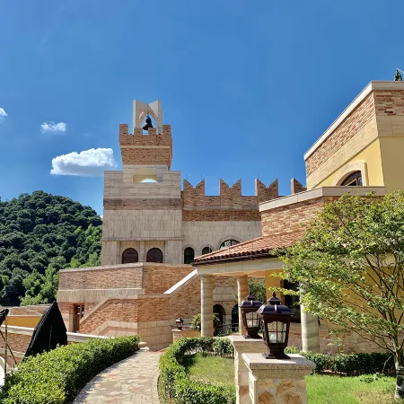 CONTI TOSCANA CASTLE RESORT & SPA