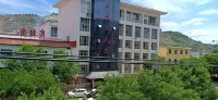 Longcheng Hotel Hotels in Shilou