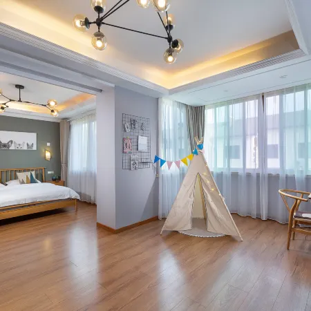 Anji Youfengjun Detached Party House Homestay (Zhubo Garden)