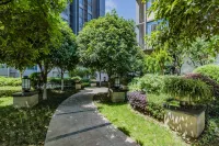 Boting Yunshang Vacation Homestay (Chunxi Road) - Swimmingpools