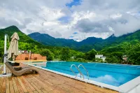 Fengyin Sanqiu Hostel - Rooftop Pools