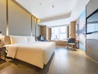Atour Hotel (Jinan Gongye South Road CBD) Hotels near Li Cheng