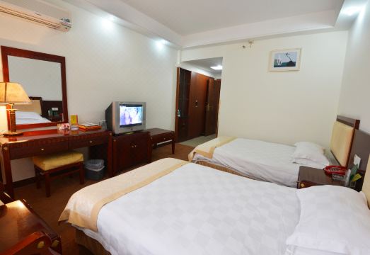 Tiandi Nature Scenic Area Chain Hotel (Sanqingshan)Hotel Overview