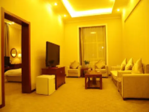 Ewenki Qixin Dun Hotel