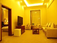 Ewenki Qixin Dun Hotel