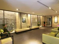Kiwi Express Hotel Hotels near Sanmin District