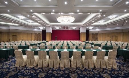 Suitetrails - Zhuhai Yuehai Hotel (Gongbei Port High-speed Railway Station Branch)