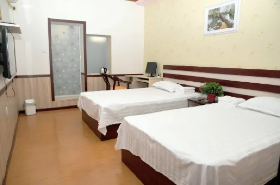 Huantai grand yue business hotel