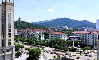 Changyu Caoejiang Hotel