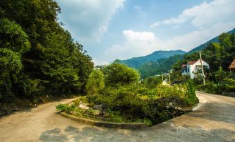 Anji Xinlin Mountain Villa