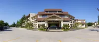 Romantic Coast Resort Maoming Hotels near Bohegang
