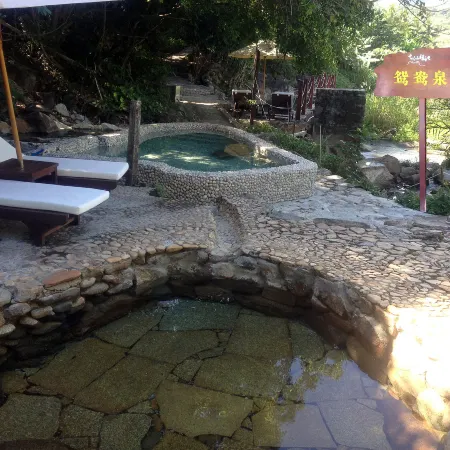 Qixian Yaochi Hot Spring Resort