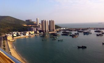 Century Seaview Hotel
