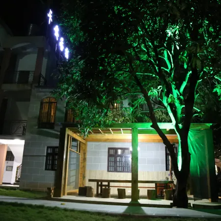 Shadian Ping'an Inn