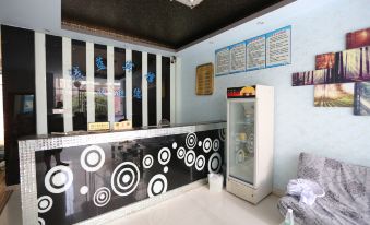 Nanchang Light Blue Homestay (Shuanggang Subway Station Branch)