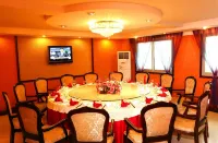 Chengming Riyue Hotel - Desayuno