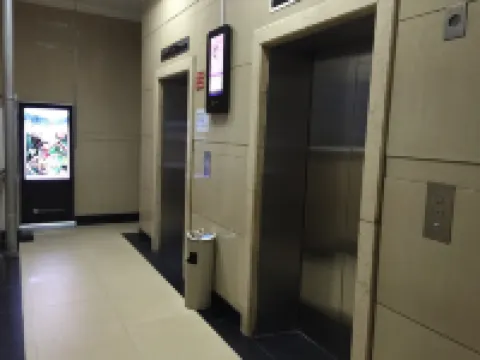 Lanzhou Shengda Apartment (Dongfanghong Plaza Subway Station)