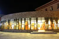 Hongyuan Jintu Hotel Các khách sạn gần Hongyuan Station