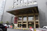 常德新亞柳葉國際大酒店（ 武陵閣步行街店 ） 鄰近常德中山外語職業學院的酒店