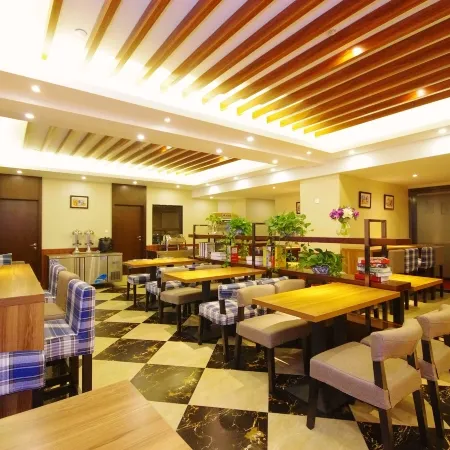 Panlong Yinzuo Hotel