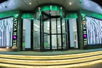 Vatica Jinghai Bus Station Home World Shopping Plaza Hotels in Tianjin