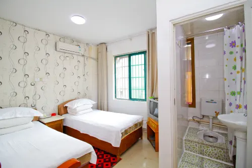 Hongyuan Hostel - 2-Star