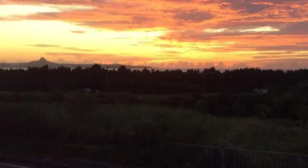 Sunset Hill Bise