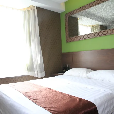 Largos Hotel Отели рядом с достопримечательностью «Станция метро Jordan»