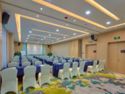 Holiday Inn Express SHENYANG TAWAN by IHG Hotels in Shenyang