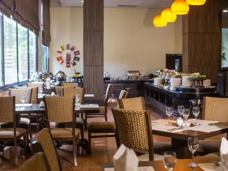 Furama Chiang Mai Отели в г. Чиангмай