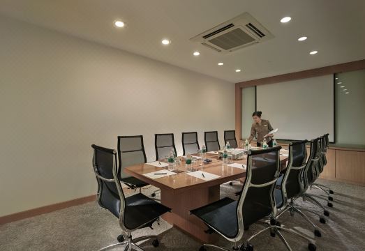 2. 파크로얄 서비스..