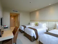 Aria Centra Surabaya Hotels near Sharp Bamboo Monument