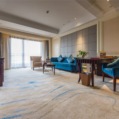 Grand Palace Resort