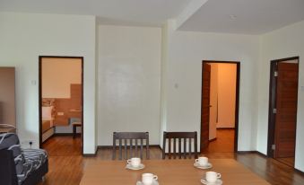 Iris House Resort - Housity