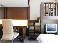 上海思家服务公寓 - 复式豪华双床房