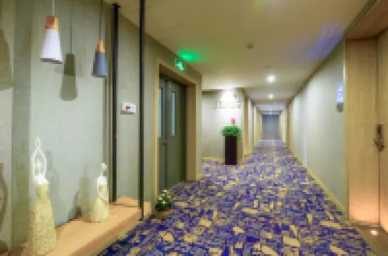 โรงแรมวัคัลเชอร์จิ่วซู