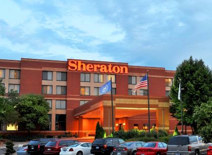 Sheraton Minneapolis West Hotel