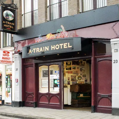 A-Train Hotel Отели рядом с достопримечательностью «Круглая лютеранская церковь»