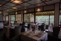 Suarapura Resort & Spa - con vistas a la montaña