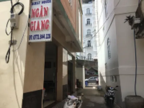 Nhà khách Ngân Giang Các khách sạn gần Chợ đêm Phú Quốc